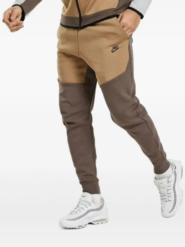 Best Tech Joggers for Men with Sleek Performance Stretch