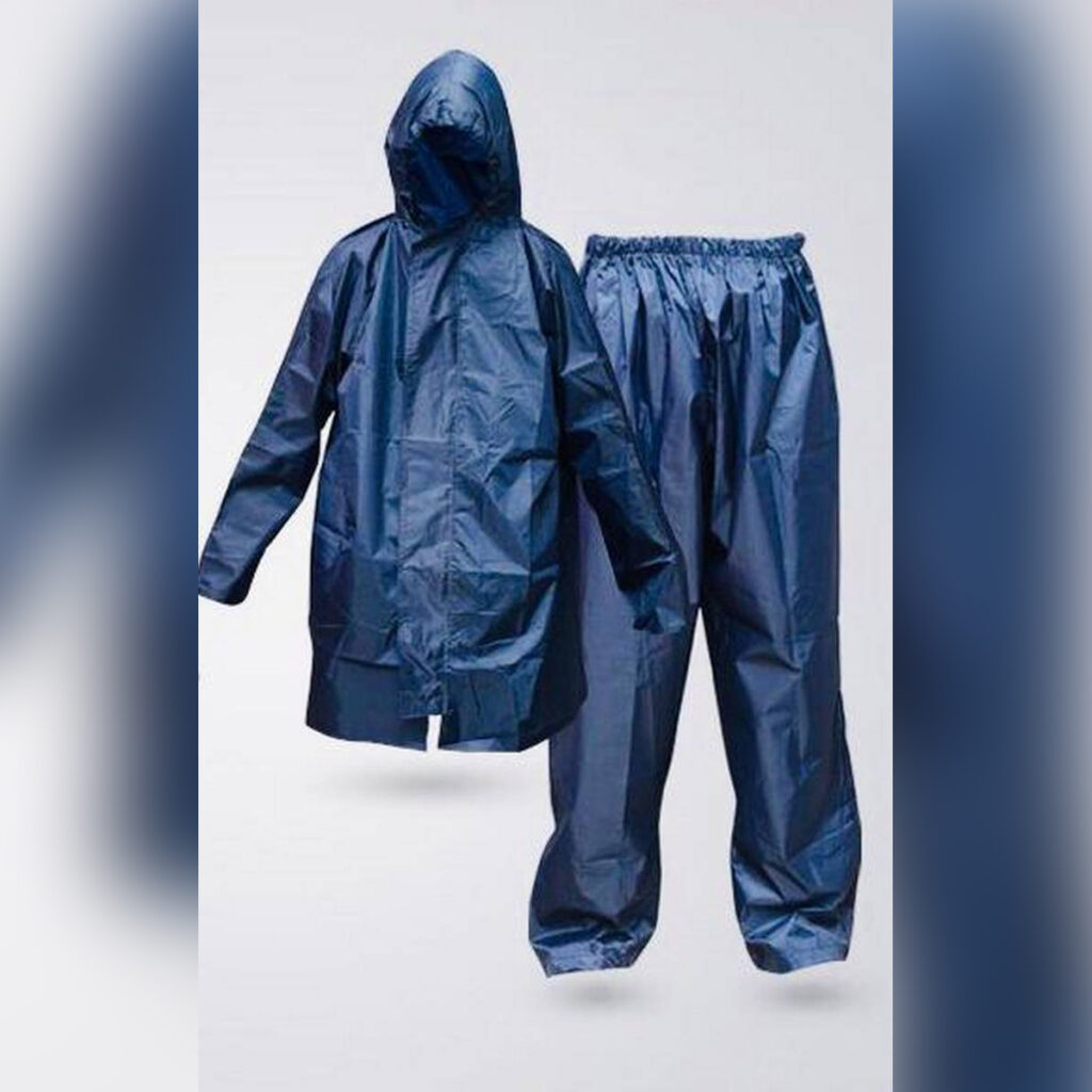 Best Rain Ponchos for Men with Quick Waterproof Coverage