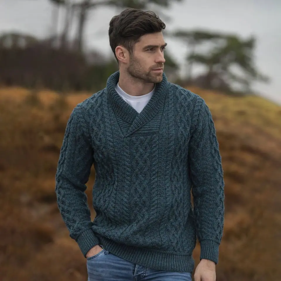 Aran Woollen Mills Inishturk Men’s Aran Sweater