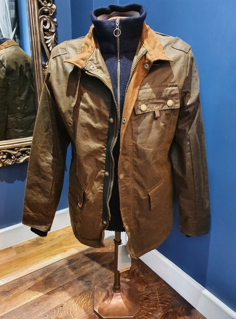 Best Waxed Field Jackets for Men with Rugged Outdoor Durability