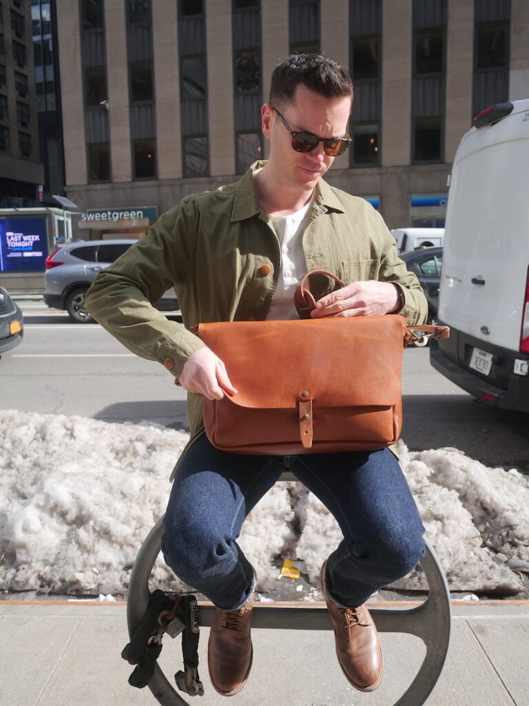 WP Standard The Bull Messenger Bag