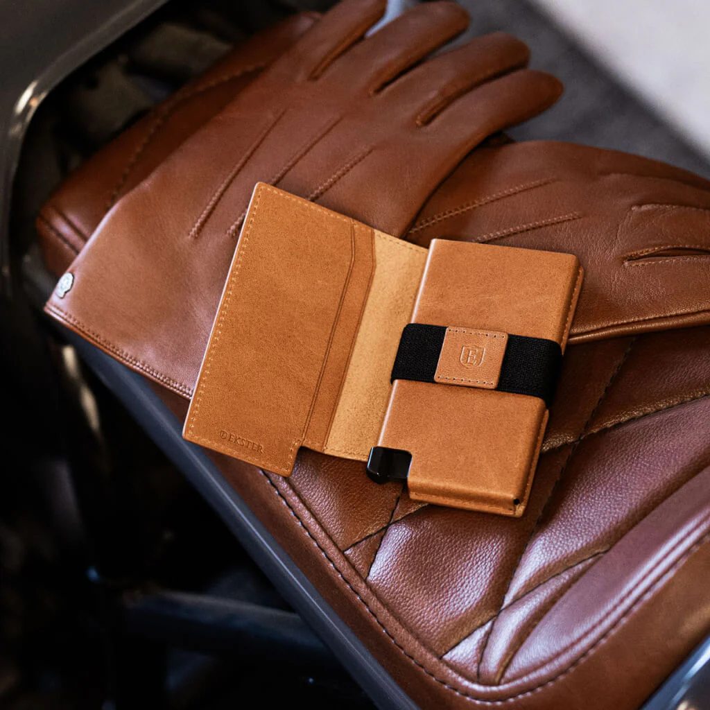 Best RFID Card Holders for Men with Secure Scan Protection