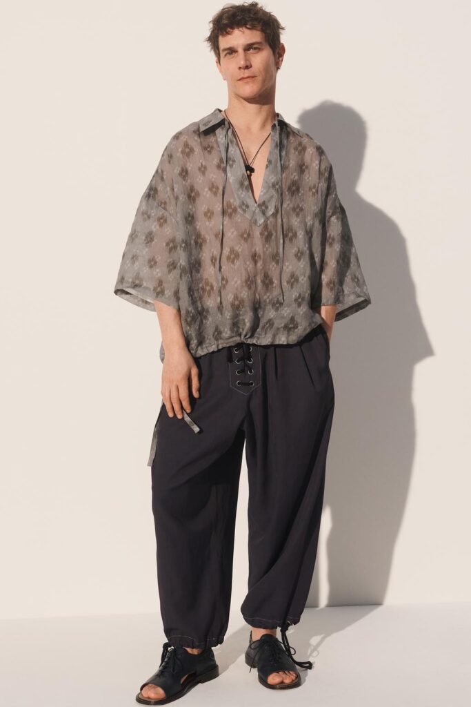 Zara Drawstring Loose-Fitting Trousers — Best for Trend-Led Outfits