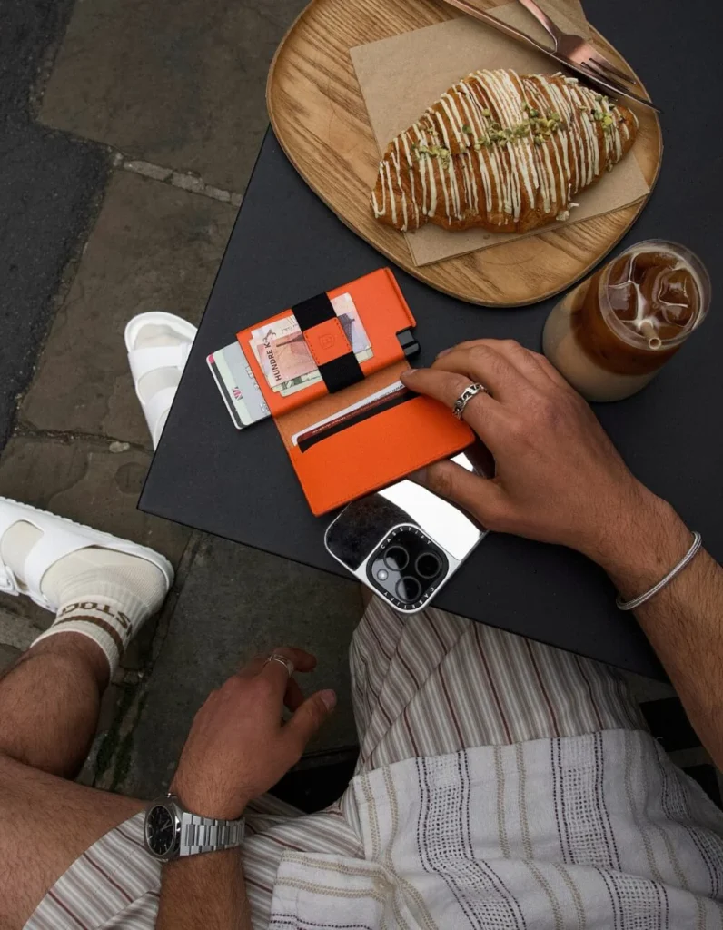Best Money Clip Wallets for Men with Minimalist Cash Carry