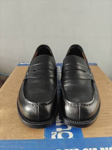 Best Plain Toe Derby Shoes for Men with Versatile Smart Style