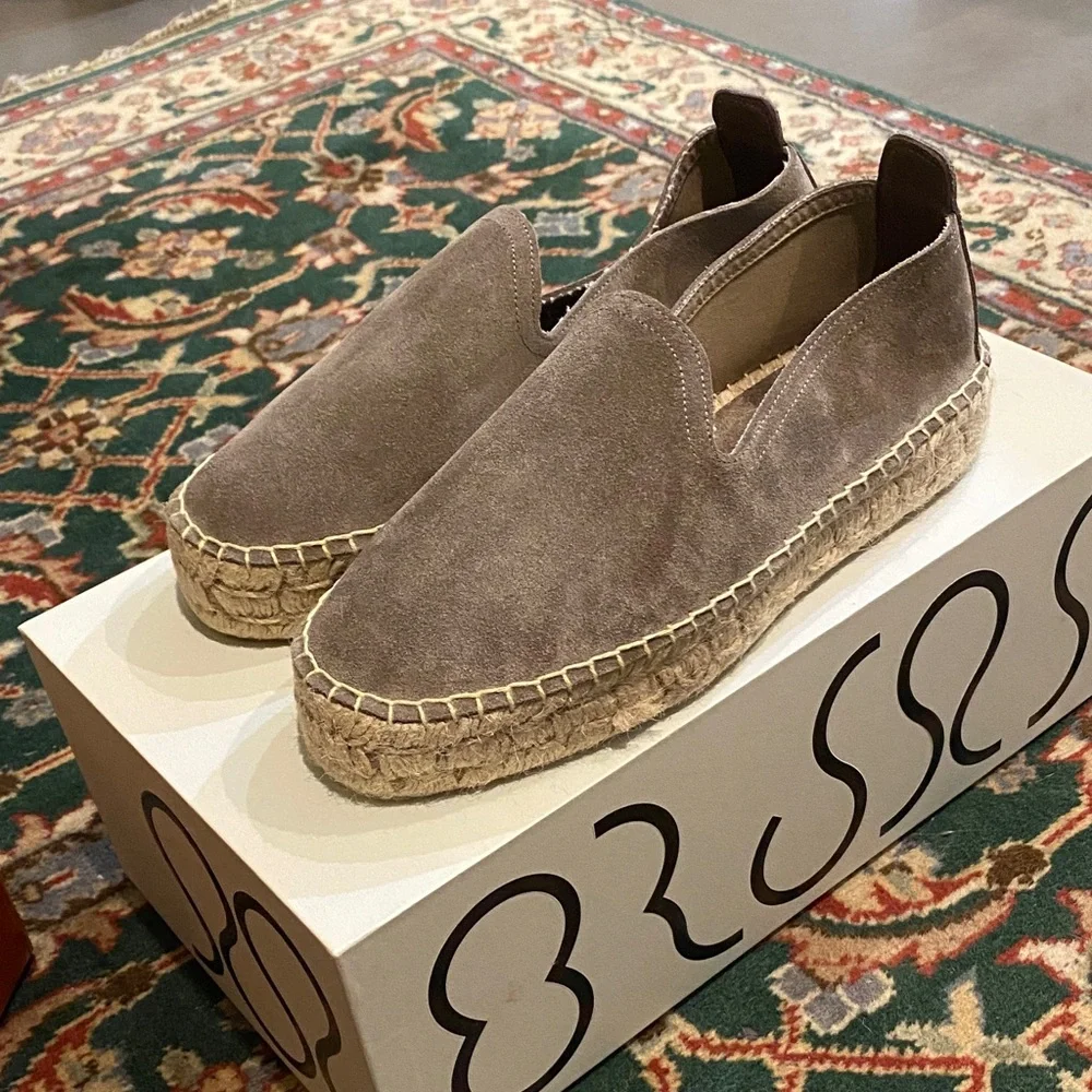 Best Suede Espadrilles for Men with Relaxed Vacation Style