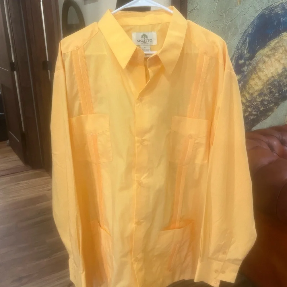 Best Linen Guayabera Shirts for Men with Classic Pleated Front