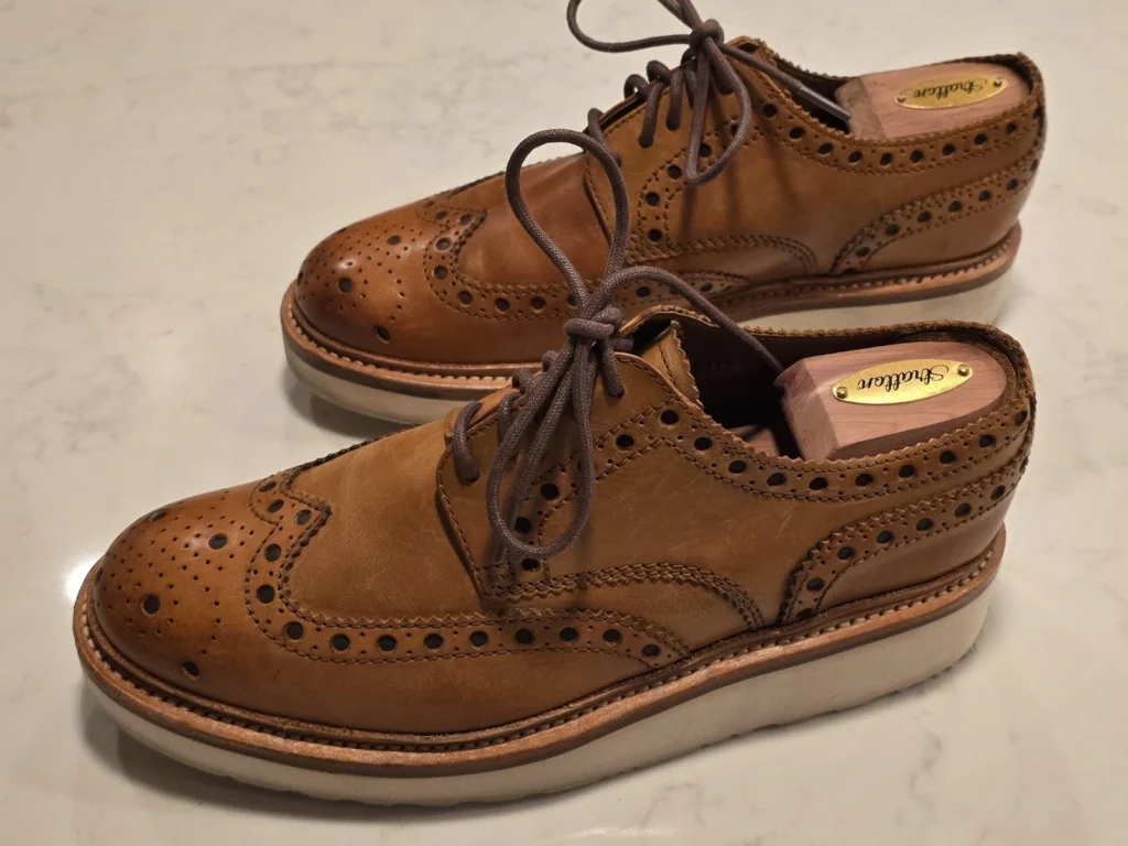 Best Brogue Derby Shoes for Men with Detailed Punched Pattern