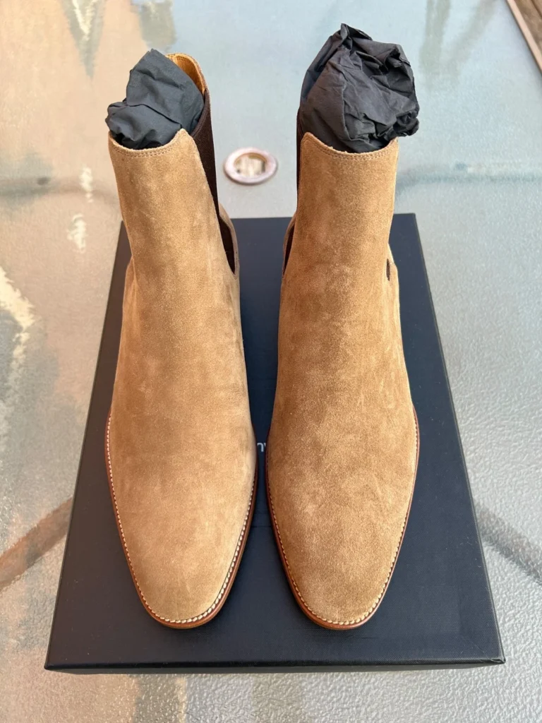 Best Suede Chelsea Boots for Men with Sleek Slip On Design