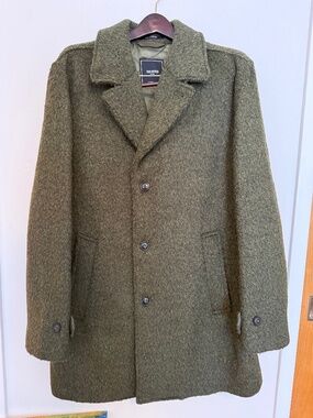 Best Wool Overcoats for Men with Warm Smart Tailoring