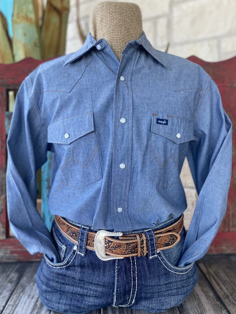 Best Utility Chambray Shirts for Men with Functional Pocket Detail