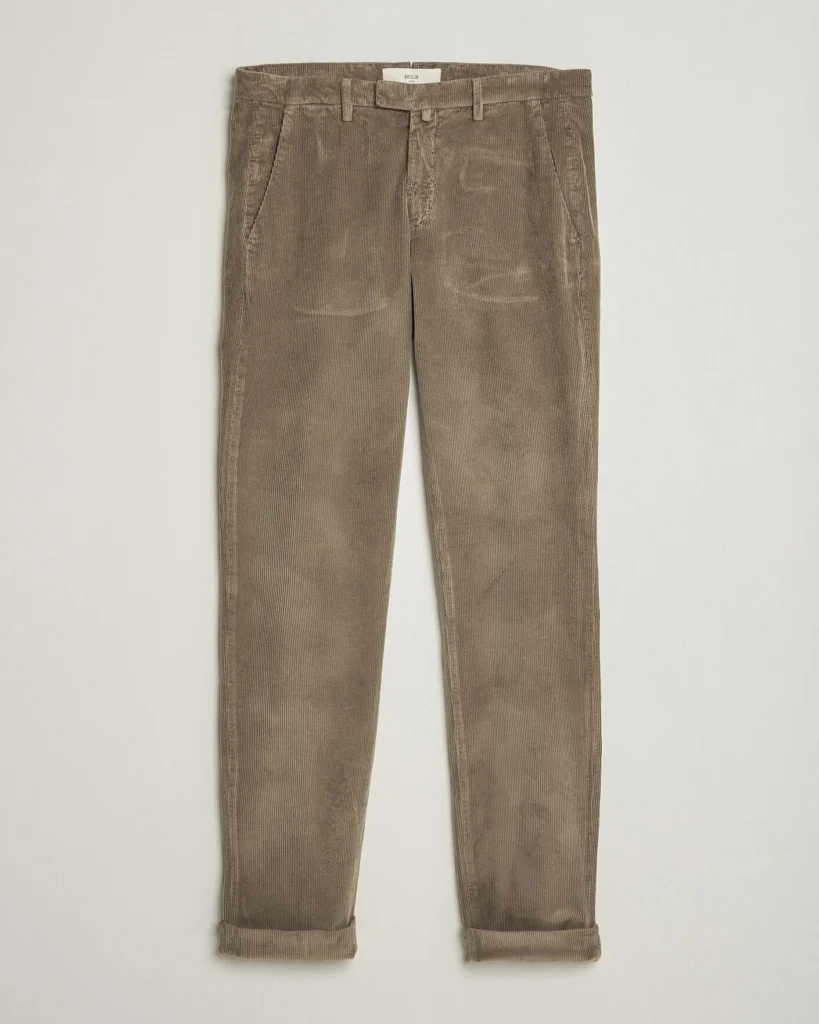 Best Pleated Flannel Trousers for Men with Warm Classic Style