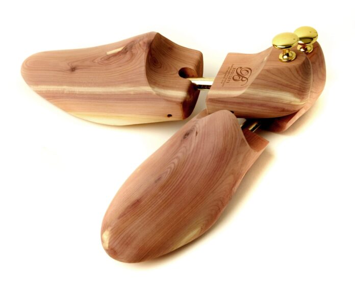 Best Cedar Shoe Trees for Men with Moisture Absorbing Care