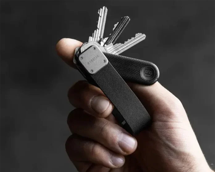 Best Leather Key Organizers for Men with Compact Tidy Design