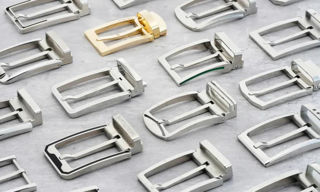 Better Adjustment Without a Mechanical Buckle