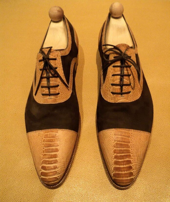 Best Two Tone Wingtip Shoes for Men with Bold Vintage Style