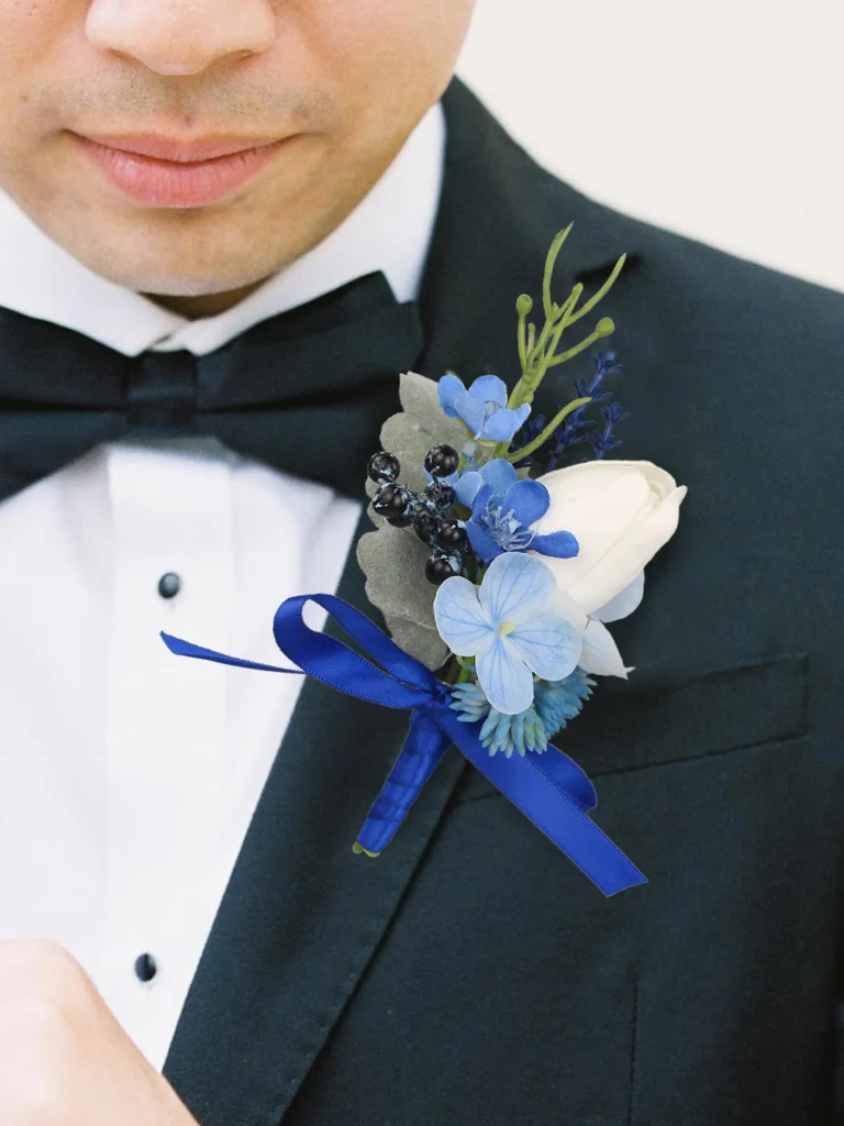 Fort Belvedere Hydrangea Silk Boutonnière Flower