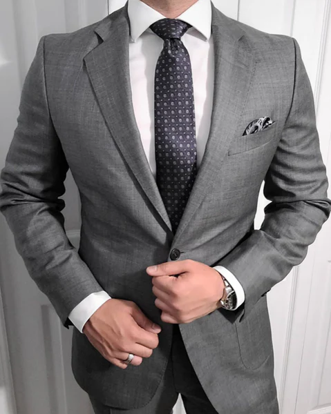 How to Judge Silk Neckties Before You Buy