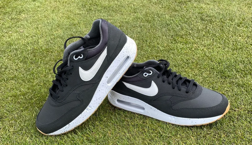 Best Spikeless Golf Shoes for Men with Versatile Walking Comfort
