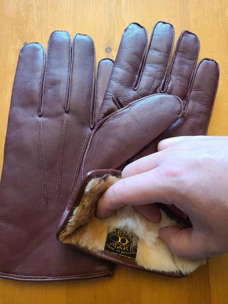 Best Leather Gloves for Men with Warm Wind Blocking Lining