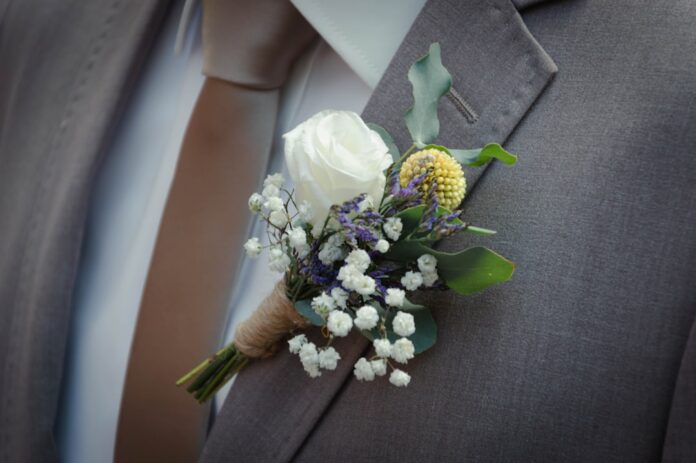 Best Silk Lapel Flowers for Men with Elegant Formal Accent