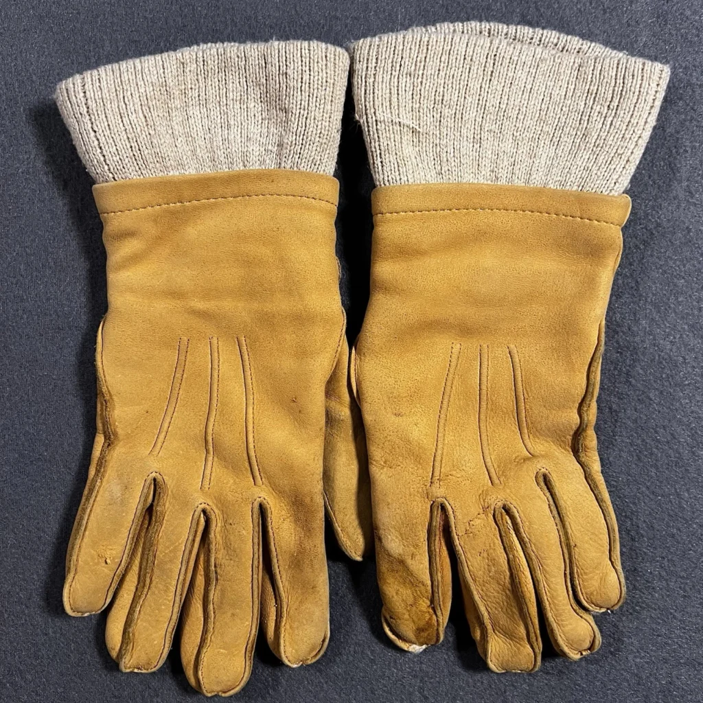 Best Leather Gloves for Men with Warm Wind Blocking Lining