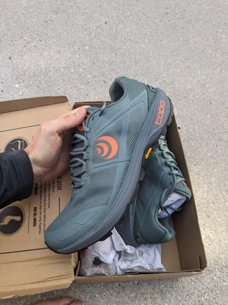 Best Lightweight Hiking Shoes for Men with Fast Path Agility