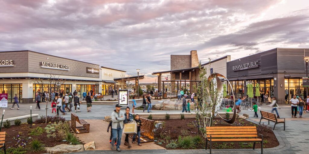 Denver Premium Outlets — Thornton