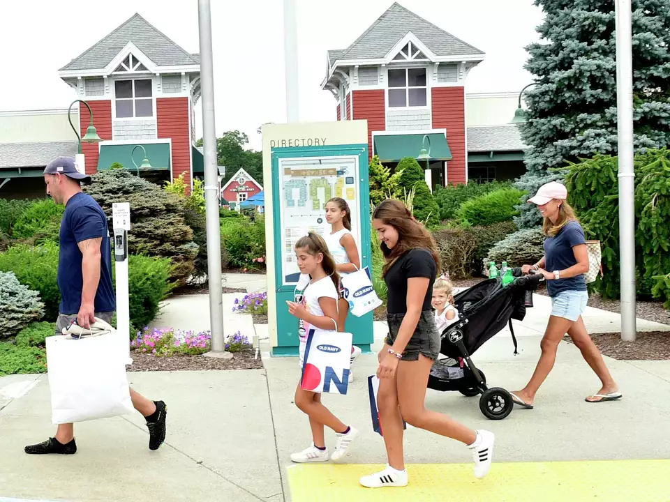 Westbrook Outlets — Westbrook