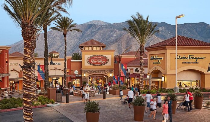 25 Best Fashion Outlets in California